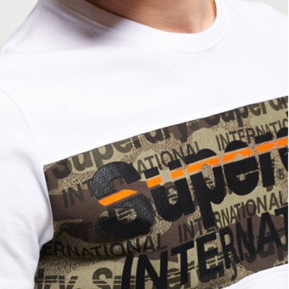 Superdry International Camo Panel Regular Fit Crew Neck white graphic T Shirt M - Picture 3 of 13